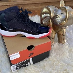 Air Jordan 11 Retro GS Boys 4Y
“Bred 2019”